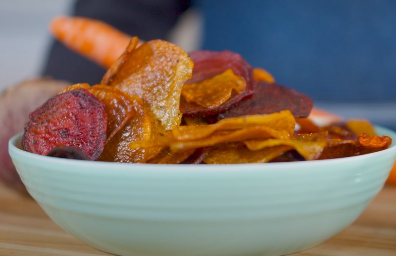 Veggie Chips in a bowl, looking tasty and crispy